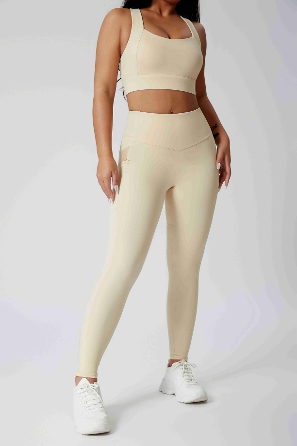 Buy Stylish 2-Piece Workout Yoga Sets | Divine Classiques
