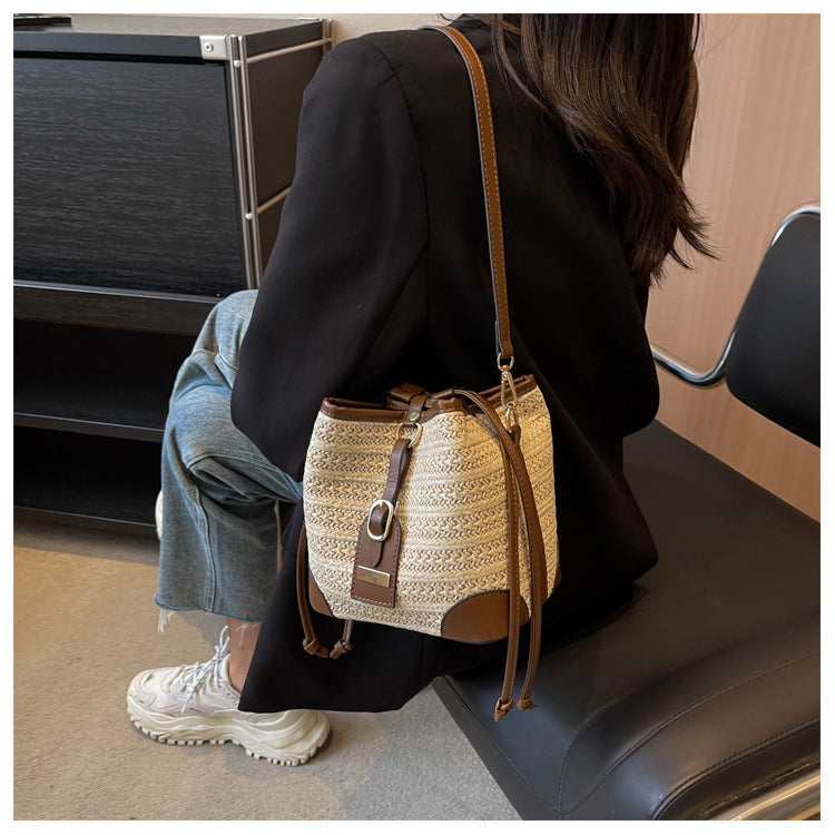 Summer Korean Straw Plaited Pull-belt Simple Beach Weaving Shoulder Messenger Bag