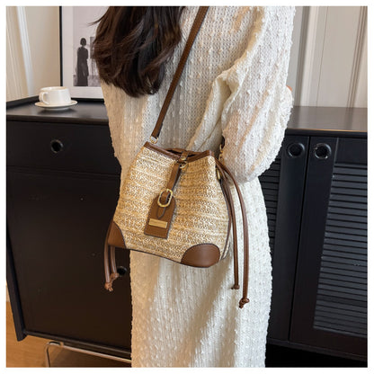 Summer Korean Straw Plaited Pull-belt Simple Beach Weaving Shoulder Messenger Bag